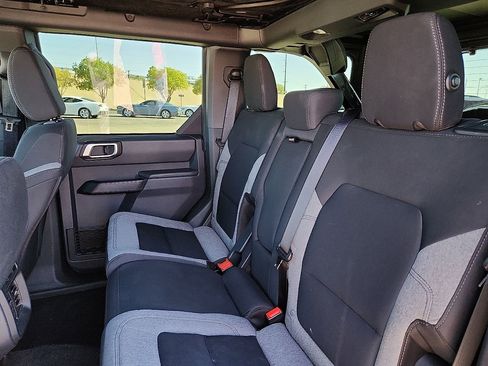 New 2026 Ford Bronco 4-Door image 5