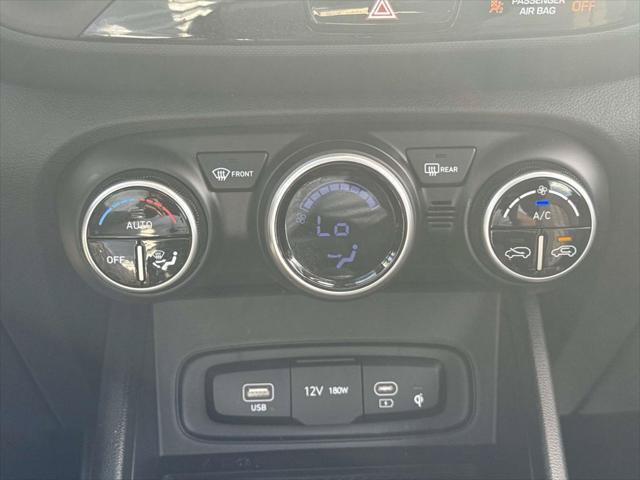 Certified 2026 Hyundai Venue SEL FWD image 28