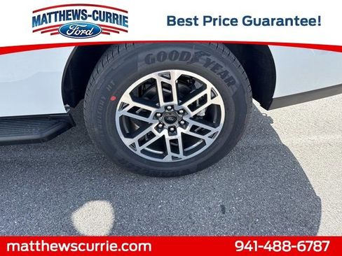 New 2026 Ford Expedition Active image 16