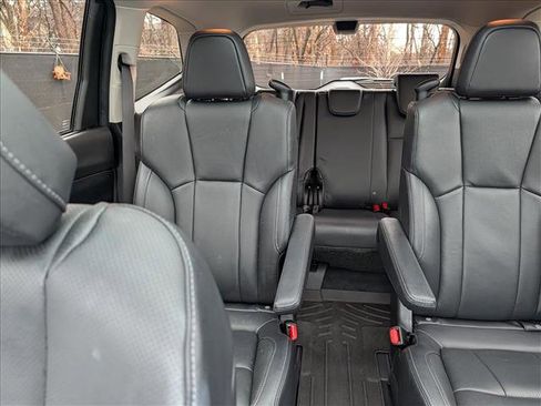 Used 2024 Subaru Ascent Touring image 20