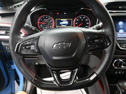 Used 2023 Chevrolet TrailBlazer RS w/ Sun and Liftgate Package FWD image 23