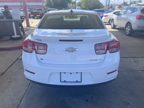 Used 2016 Chevrolet Malibu LS FWD image 5