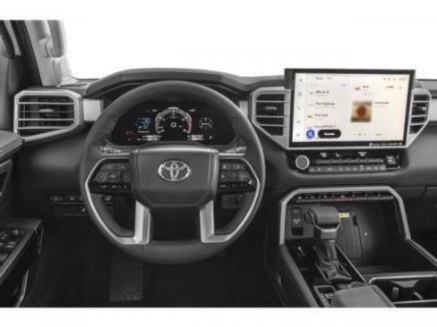 Used 2024 Toyota Tundra Limited image 6