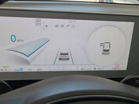 Used 2024 Hyundai Ioniq 5 SEL image 9