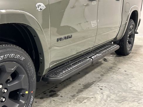 New 2026 RAM 1500 4x4 Crew Cab image 12