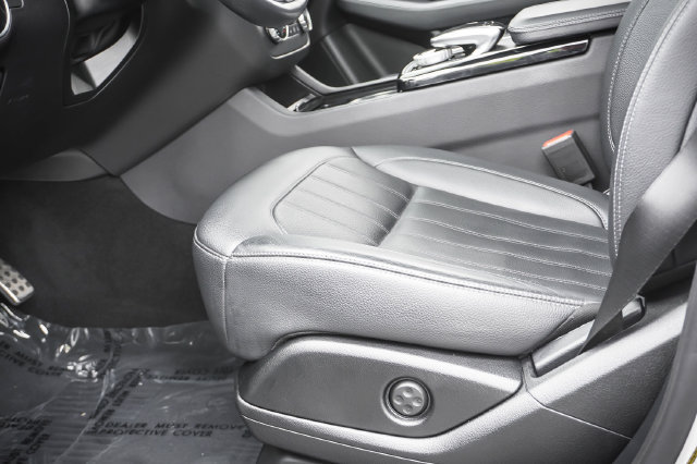 Used 2019 Mercedes-Benz GLE 400 4MATIC image 11