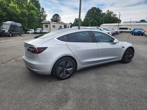 Used 2018 Tesla Model 3 Long Range AWD/4WD image 9