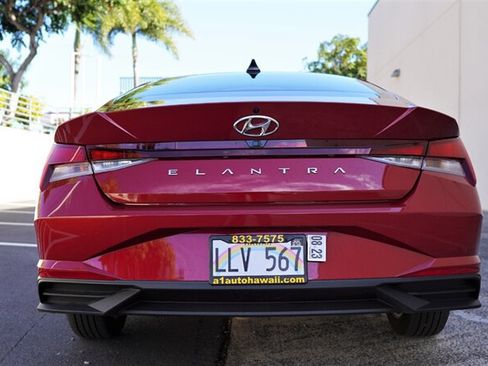 Used 2021 Hyundai Elantra SEL w/ Convenience Package FWD image 7