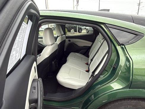 Used 2025 Ford Mustang Mach-E Premium AWD/4WD image 21