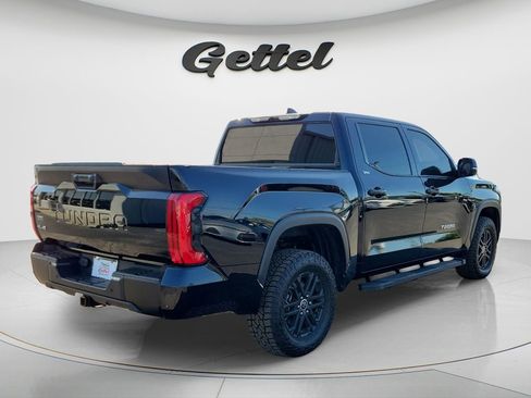 Used 2023 Toyota Tundra SR5 w/ SR5 Premium Package AWD/4WD image 8