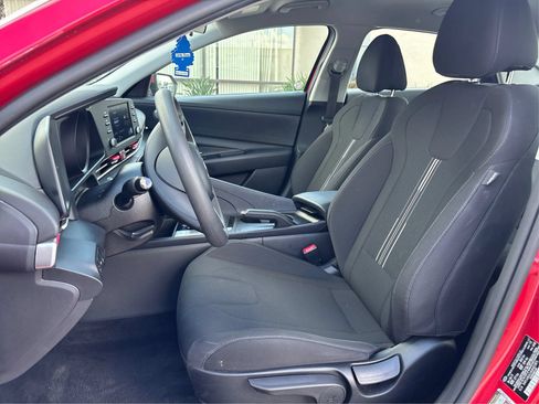 Used 2021 Hyundai Elantra SEL FWD image 8