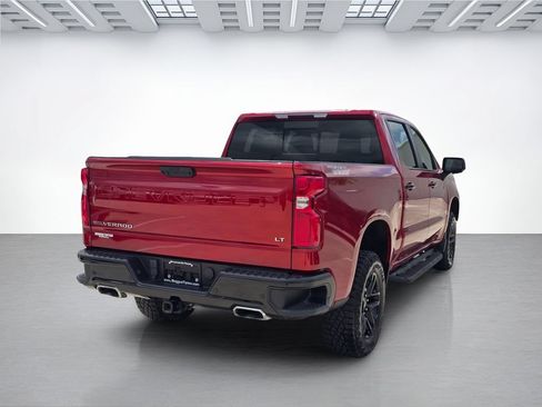 Used 2024 Chevrolet Silverado 1500 LT Trail Boss w/ LT Trail Boss Premium Package AWD/4WD image 3