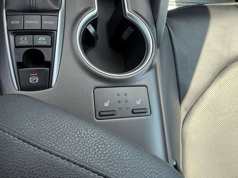 Certified 2022 Toyota Camry XLE w/ Cold Weather Package FWD image 17