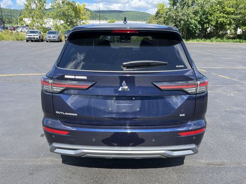 Used 2025 Mitsubishi Outlander SE AWD/4WD image 6