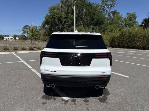 New 2026 Chevrolet Traverse LT w/ Midnight/Sport Edition FWD image 4