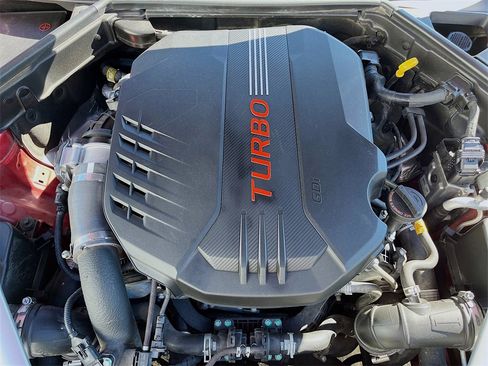 Used 2022 Kia Stinger GT2 image 31