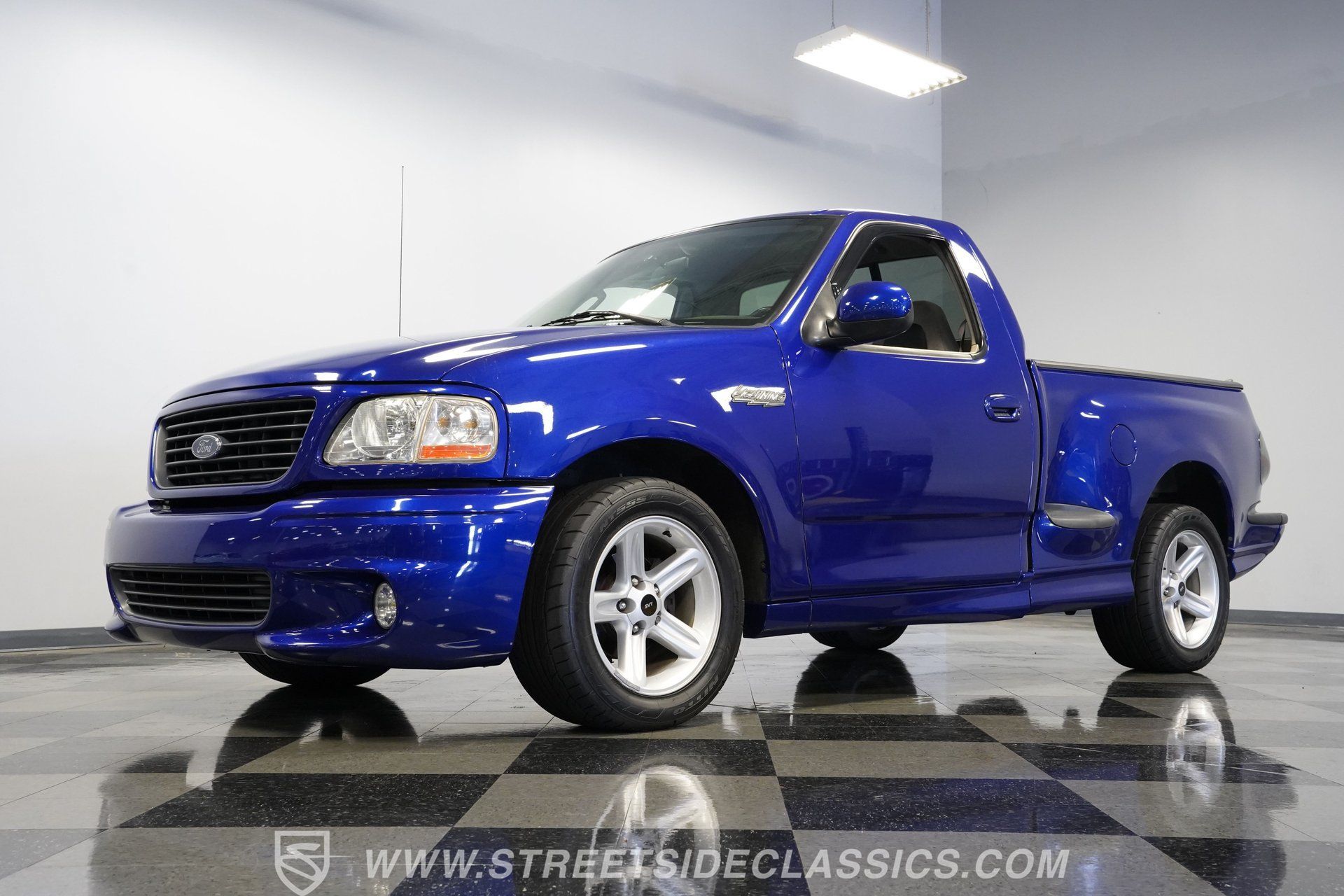Used 2003 Ford F150 Lightning RWD image 22