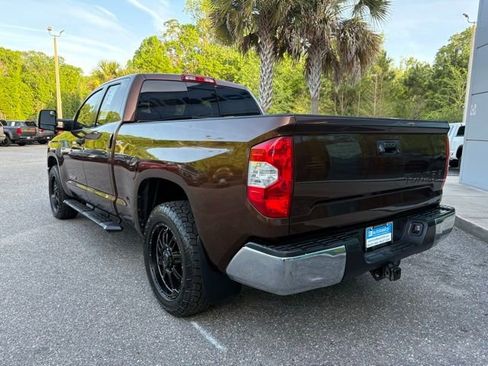 Used 2017 Toyota Tundra SR5 w/ SR5 Upgrade Package image 3