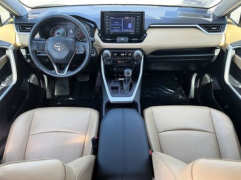 Used 2021 Toyota RAV4 XLE Premium FWD image 18