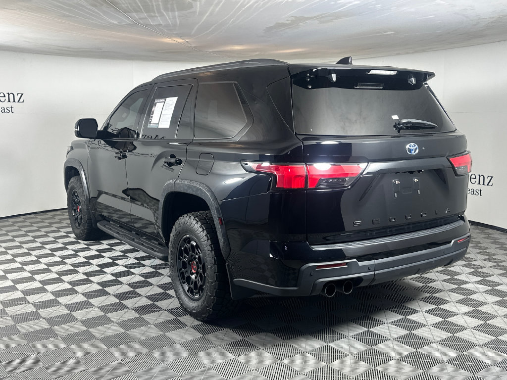 Used 2023 Toyota Sequoia TRD Pro AWD/4WD image 5