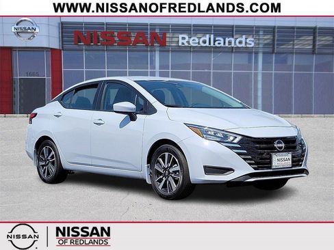 New 2025 Nissan Versa SV w/ Trunk Package image 1