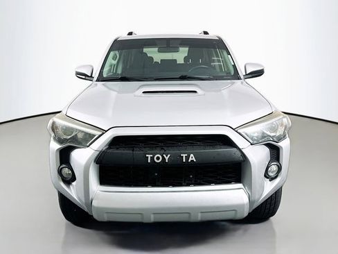 Used 2018 Toyota 4Runner TRD Off-Road w/ TRD Performance Package image 2