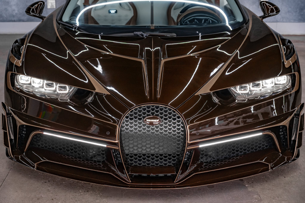 Used 2020 Bugatti Chiron AWD/4WD image 6