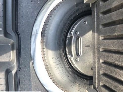 Used 2025 MAZDA CX-50 AWD 2.5 S w/ Premium Plus Pkg image 16