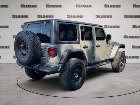 Used 2021 Jeep Wrangler Unlimited Rubicon 4xe w/ Cold Weather Group AWD/4WD image 5