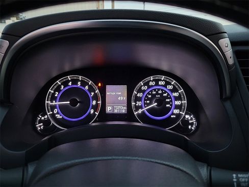 Used 2017 INFINITI QX70 2WD w/ Limited Package image 23