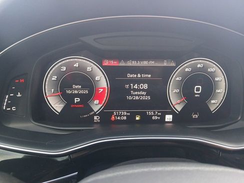 Used 2023 Audi SQ7 Prestige w/ Sport Package image 25