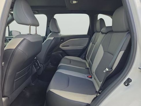 Used 2026 Subaru Forester Limited image 12