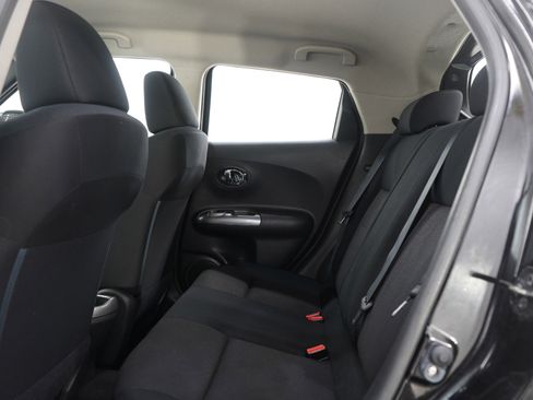 Used 2013 Nissan Juke S image 18