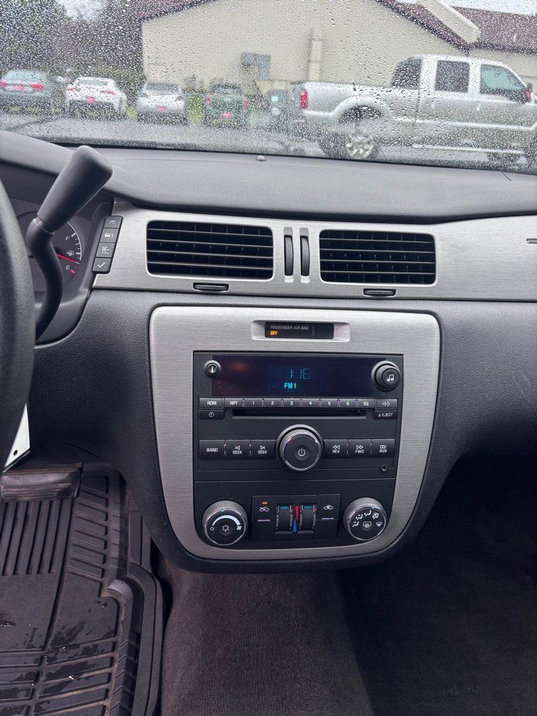 Used 2007 Chevrolet Impala LT FWD image 17