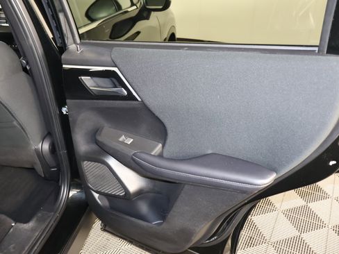 Used 2024 Mitsubishi Outlander ES image 41