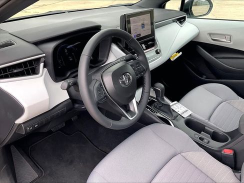 New 2026 Toyota Corolla SE FWD image 8