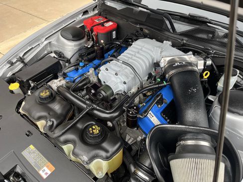 Used 2012 Ford Mustang Shelby GT500 w/ SVT Performance Pkg image 15