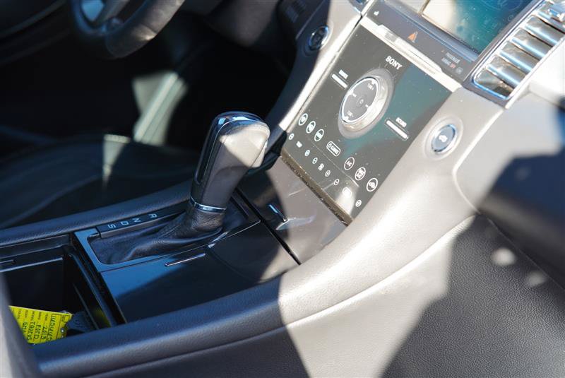 Used 2013 Ford Taurus SHO AWD/4WD image 69