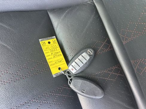 Used 2023 Nissan Altima 2.5 SR w/ SR Premium Package image 35