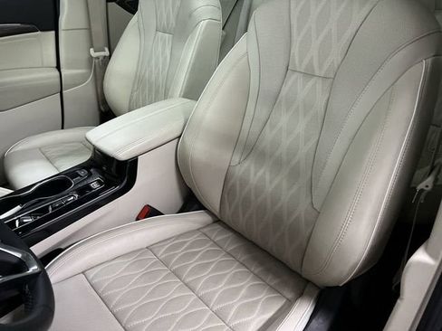 Certified 2023 Buick Envision Avenir FWD image 20