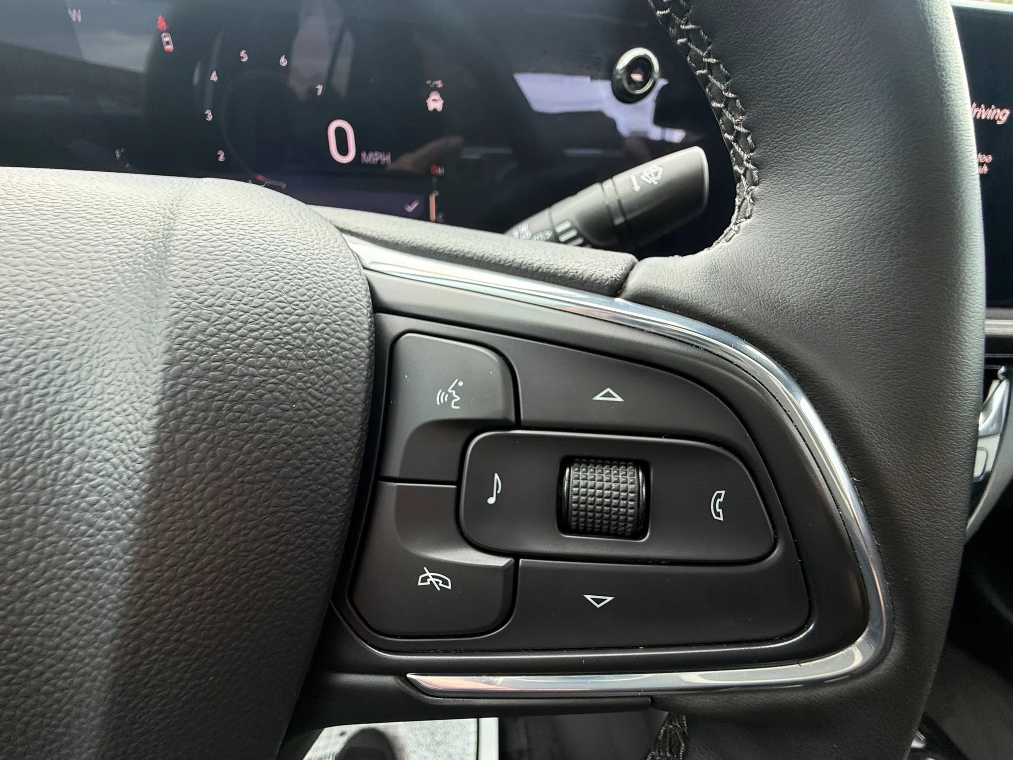 Used 2024 Buick Envista Avenir FWD image 27