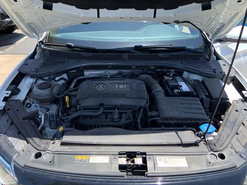 Used 2019 Volkswagen Jetta GLI FWD image 14