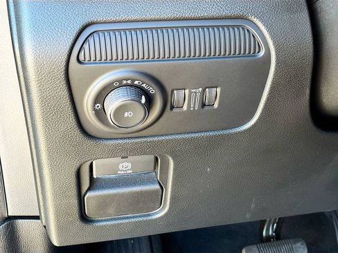 Used 2025 Jeep Wagoneer Series II image 28