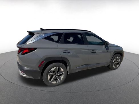Used 2025 Hyundai Tucson SEL FWD image 14