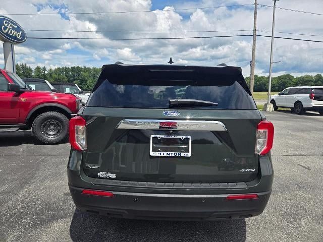 Used 2023 Ford Explorer XLT AWD/4WD image 7