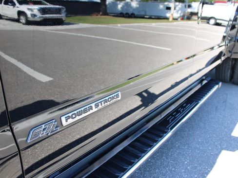 Used 2022 Ford F350 Lariat w/ Lariat Ultimate Package image 14