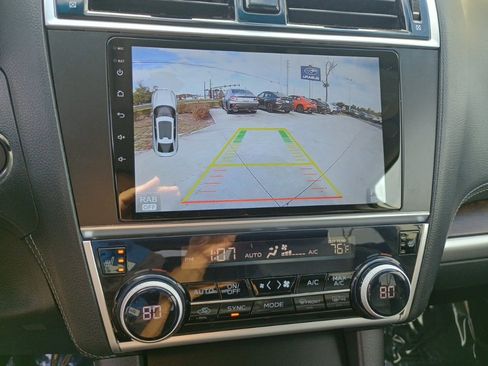 Used 2018 Subaru Outback 2.5i Limited image 30