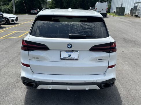 Used 2026 BMW X5 xDrive50e w/ M Sport Package AWD/4WD image 9
