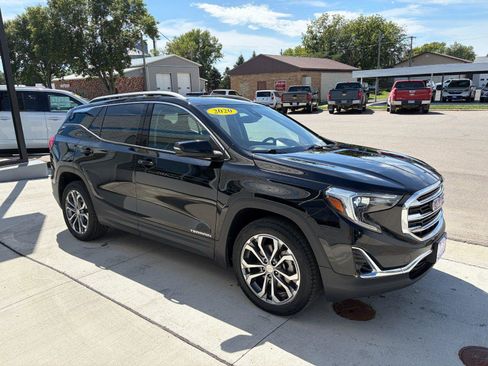 Used 2020 GMC Terrain SLT w/ Preferred Package AWD/4WD image 6