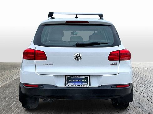 Used 2016 Volkswagen Tiguan SE image 7